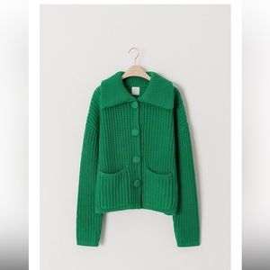 Spring thick knitted green cardigan (never worn but washed)
